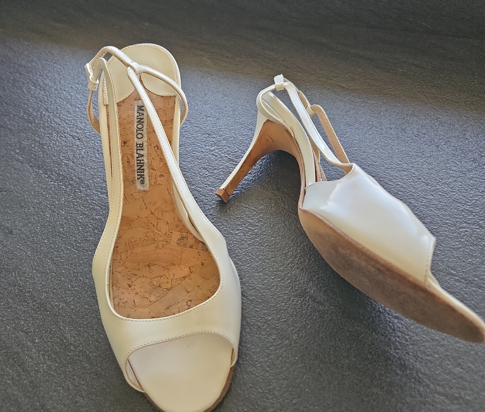 Manolo Blahnik White Patent Leather Heels Classic Stiletto Design